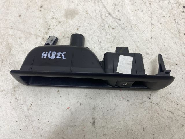 bontott RENAULT LAGUNA III Jobb hátsó Ablakemelő Kapcsoló