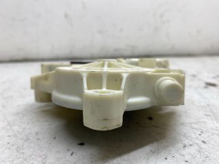 bontott RENAULT LAGUNA III Jobb hátsó Ablakemelő Motor