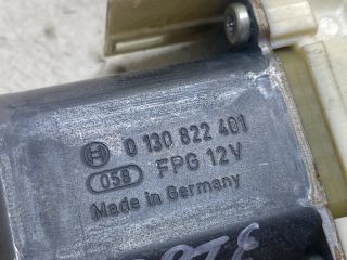 bontott RENAULT LAGUNA III Jobb hátsó Ablakemelő Motor