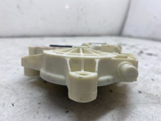 bontott RENAULT LAGUNA III Jobb hátsó Ablakemelő Motor