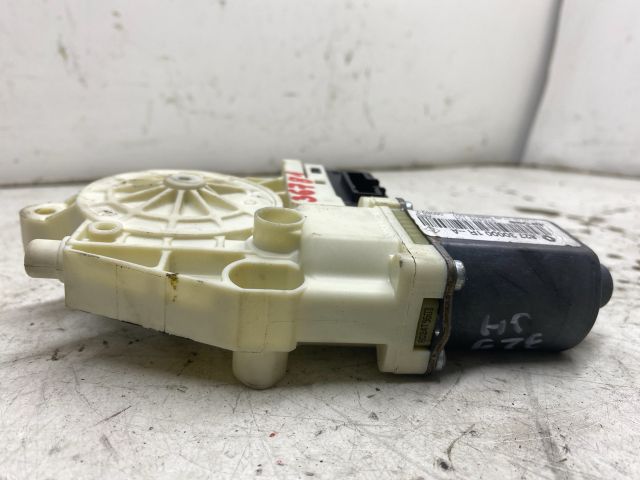 bontott RENAULT LAGUNA III Jobb hátsó Ablakemelő Motor