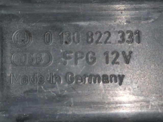 bontott RENAULT LAGUNA III Jobb hátsó Ablakemelő Motor