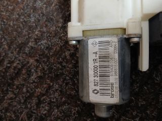 bontott RENAULT LAGUNA III Jobb hátsó Ablakemelő Motor