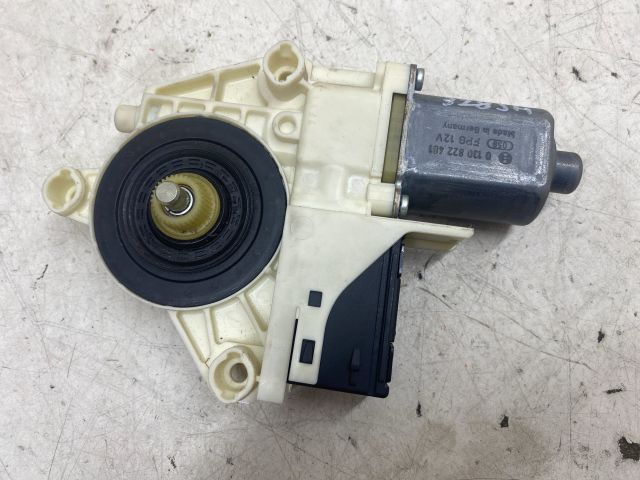 bontott RENAULT LAGUNA III Jobb hátsó Ablakemelő Motor