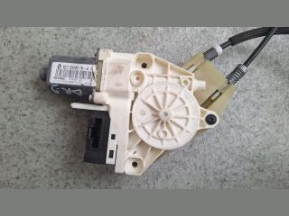 bontott RENAULT LAGUNA III Jobb hátsó Ablakemelő Szerkezet (Elektromos)