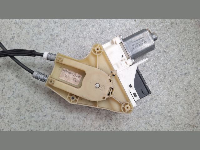 bontott RENAULT LAGUNA III Jobb hátsó Ablakemelő Szerkezet (Elektromos)