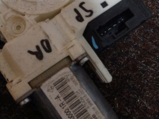 bontott RENAULT LAGUNA III Jobb hátsó Ablakemelő Szerkezet (Elektromos)