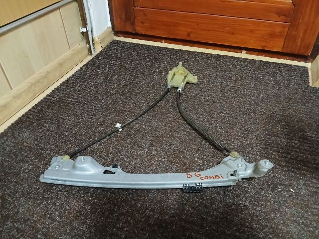 bontott RENAULT LAGUNA III Jobb hátsó Ablakemelő Szerkezet (Elektromos)