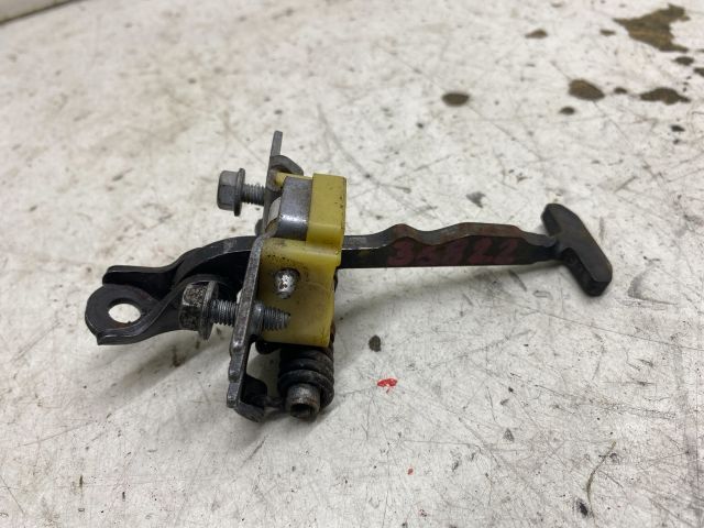 bontott RENAULT LAGUNA III Jobb hátsó Ajtóhatároló