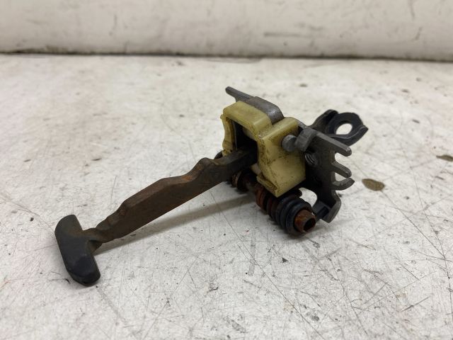 bontott RENAULT LAGUNA III Jobb hátsó Ajtóhatároló