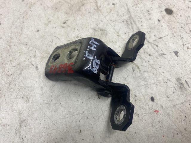 bontott RENAULT LAGUNA III Jobb hátsó Alsó Zsanér