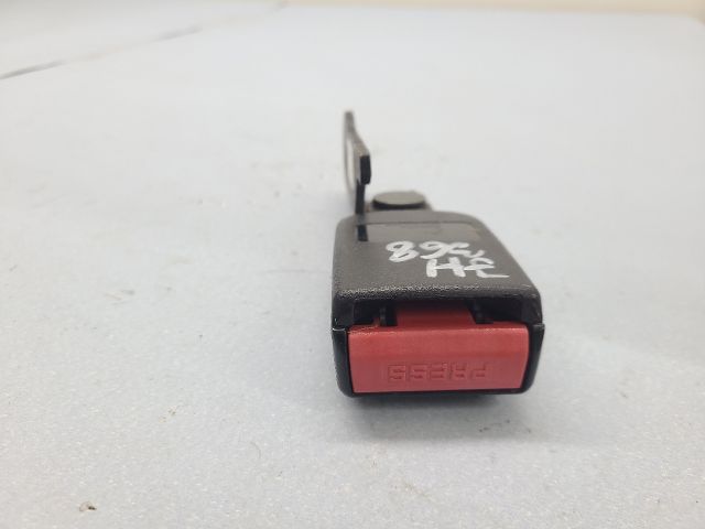 bontott RENAULT LAGUNA III Jobb hátsó Biztonsági Öv Csat