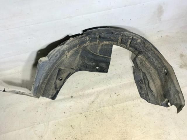 bontott RENAULT LAGUNA III Jobb hátsó Dobbetét (Kerékjárati, Műanyag)