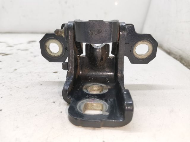 bontott RENAULT LAGUNA III Jobb hátsó Felső Zsanér