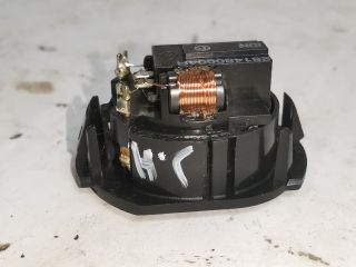 bontott RENAULT LAGUNA III Jobb hátsó Magassugárzó Hangszóró