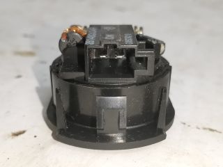 bontott RENAULT LAGUNA III Jobb hátsó Magassugárzó Hangszóró