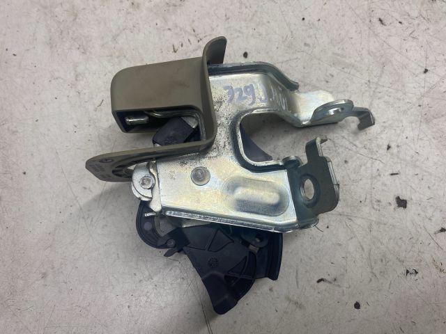 bontott RENAULT LAGUNA III Jobb hátsó Ülés Rögzítő