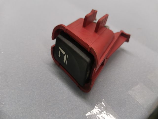 bontott RENAULT LAGUNA III Jobb hátsó Ülés Rögzítő