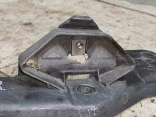 bontott RENAULT LAGUNA III Jobb Sárvédő Oldaltartó