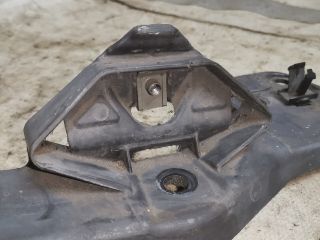 bontott RENAULT LAGUNA III Jobb Sárvédő Oldaltartó