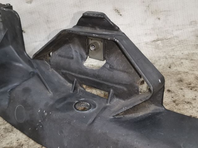 bontott RENAULT LAGUNA III Jobb Sárvédő Oldaltartó