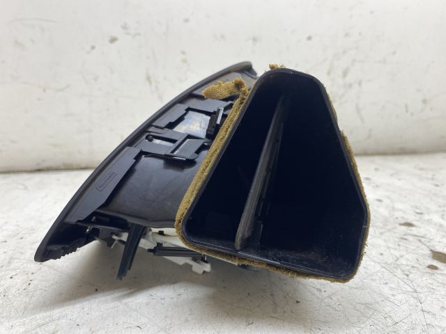 bontott RENAULT LAGUNA III Jobb Szellőző