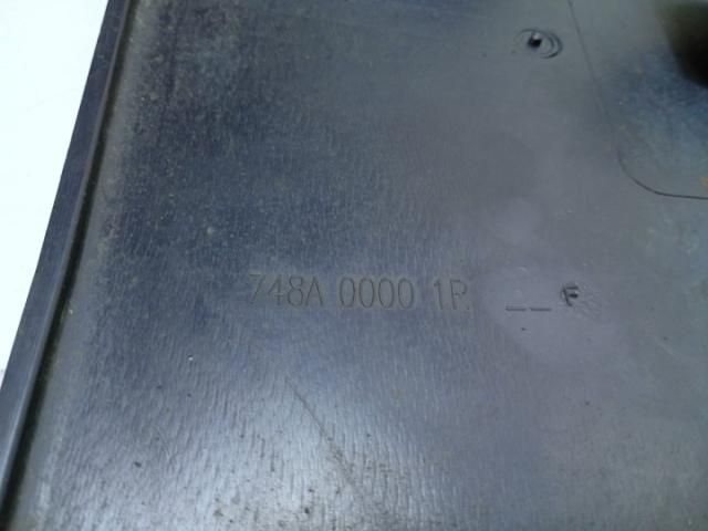 bontott RENAULT LAGUNA III Kartervédő