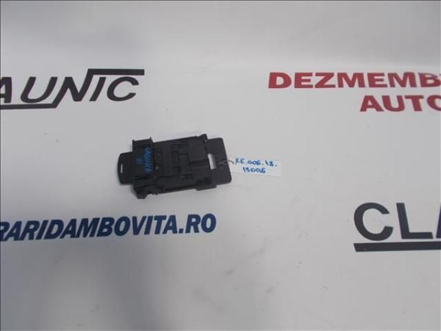 bontott RENAULT LAGUNA III Kártyaolvasó