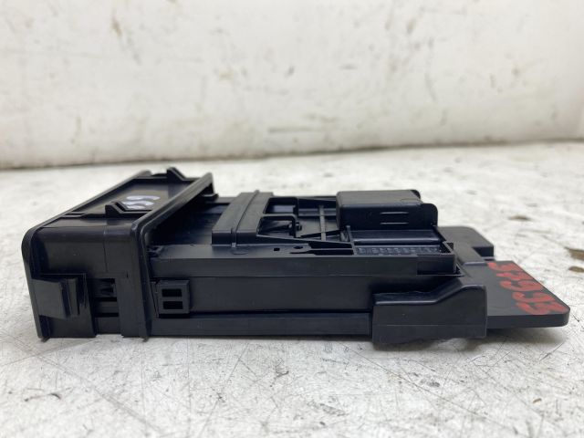 bontott RENAULT LAGUNA III Kártyaolvasó