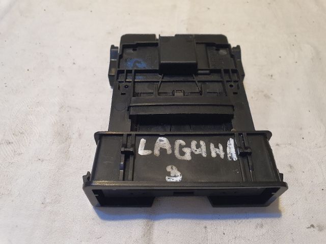 bontott RENAULT LAGUNA III Kártyaolvasó