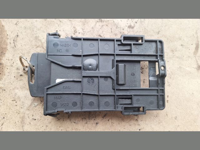 bontott RENAULT LAGUNA III Kártyaolvasó