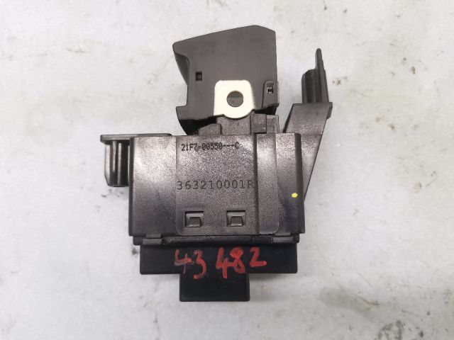 bontott RENAULT LAGUNA III Kézifék Kapcsoló