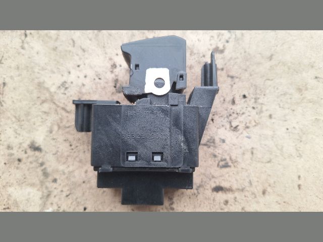 bontott RENAULT LAGUNA III Kézifék Kapcsoló