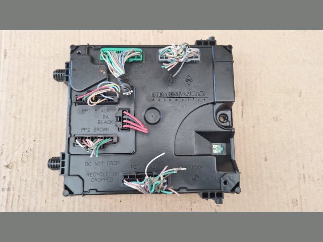 bontott RENAULT LAGUNA III Komfort Elektronika