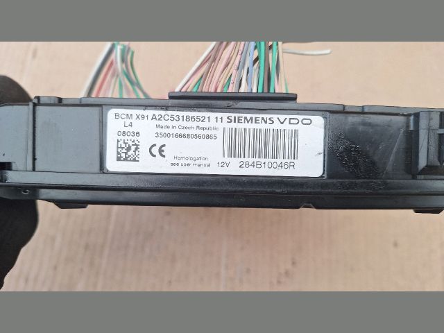 bontott RENAULT LAGUNA III Komfort Elektronika