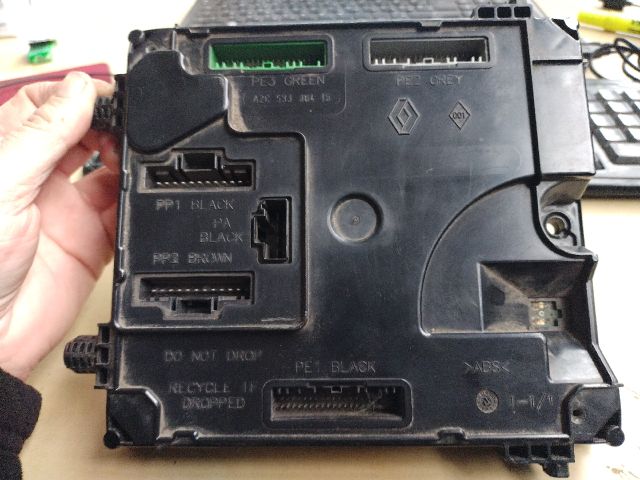 bontott RENAULT LAGUNA III Komfort Elektronika