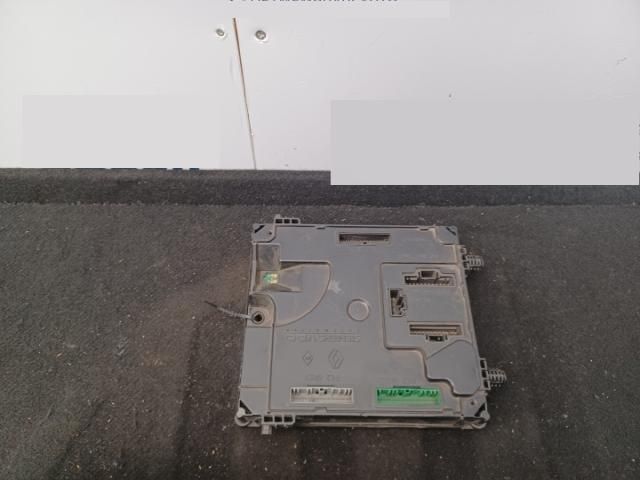 bontott RENAULT LAGUNA III Komfort Elektronika