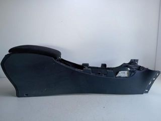 bontott RENAULT LAGUNA III Könyöklő