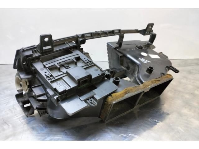 bontott RENAULT LAGUNA III Középső Szellőző