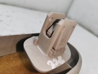 bontott RENAULT LAGUNA III Középső Szemüvegtartó