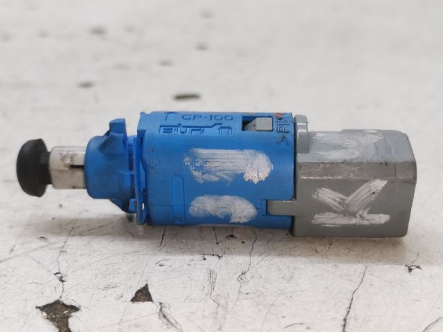 bontott RENAULT LAGUNA III Kuplung Pedál Kapcsoló