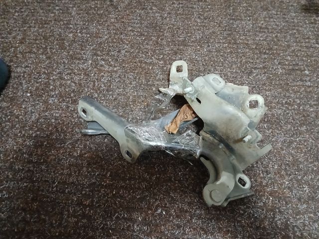 bontott RENAULT LAGUNA III Motorháztető Zsanér Pár