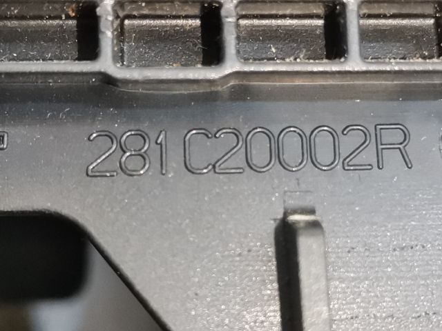 bontott RENAULT LAGUNA III Műszerfal Középső Hangszóró Burkolat