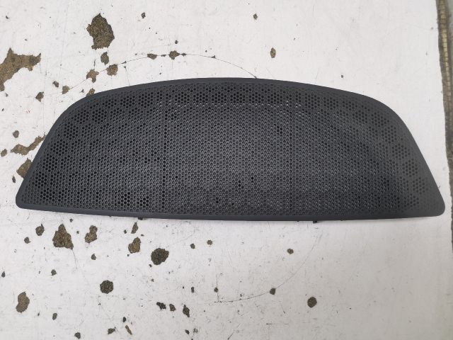 bontott RENAULT LAGUNA III Műszerfal Középső Hangszóró Burkolat