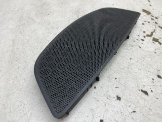 bontott RENAULT LAGUNA III Műszerfal Középső Hangszóró Burkolat
