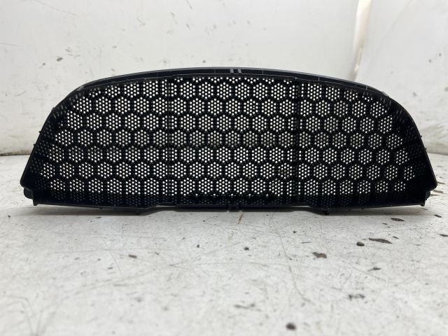 bontott RENAULT LAGUNA III Műszerfal Középső Hangszóró Burkolat