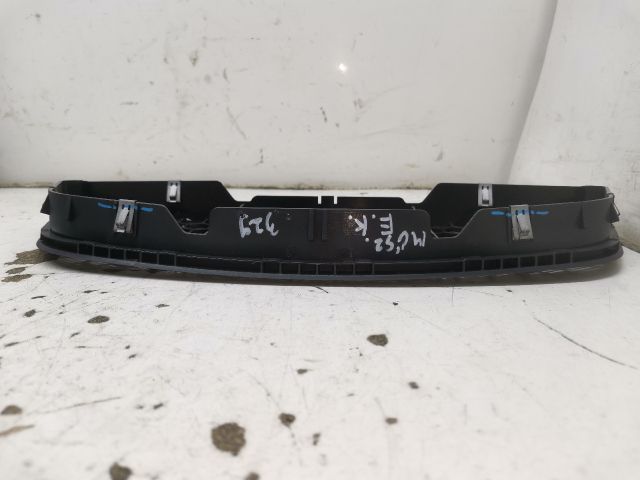 bontott RENAULT LAGUNA III Műszerfal Középső Hangszóró Burkolat