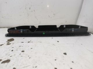 bontott RENAULT LAGUNA III Műszerfal Középső Hangszóró Burkolat