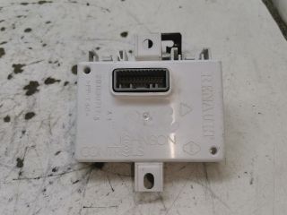 bontott RENAULT LAGUNA III Navigáció Elektronika