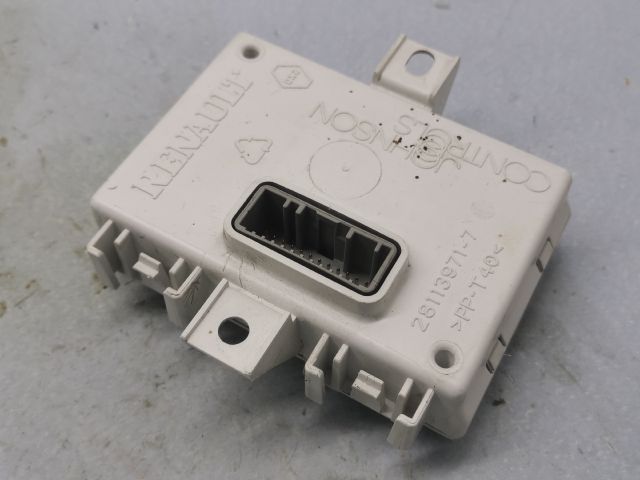 bontott RENAULT LAGUNA III Navigáció Elektronika